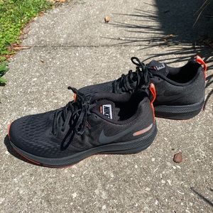 Nike shield women’s 8.5 shoes